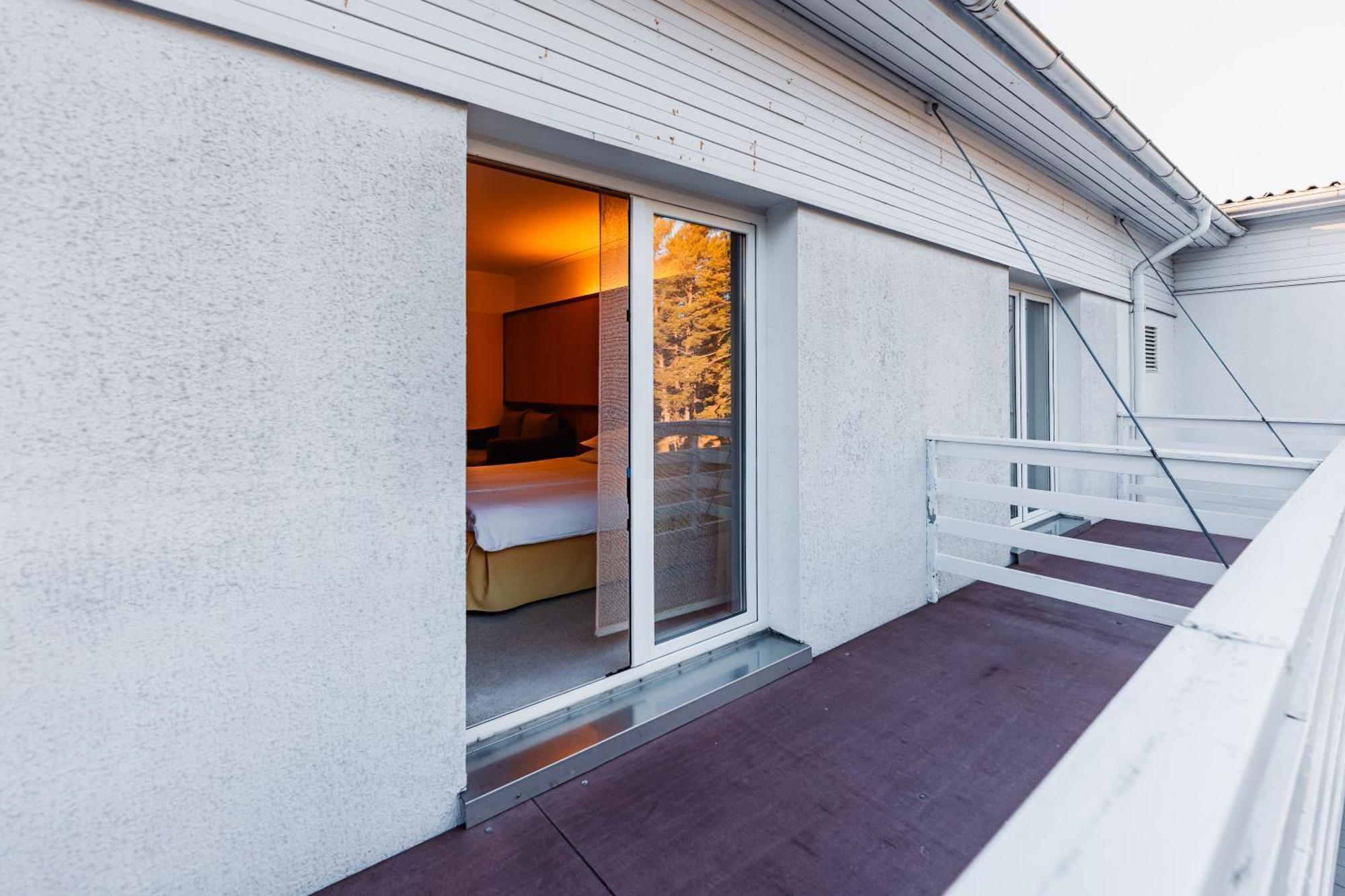 Saaremaa Rannahotell ' Beach Hotel Mändjala Екстериор снимка